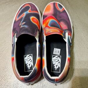 Vans Classic Slip-On Multicolor Heatmap Oil Slick Print Women’s 8, Men’s 6.5